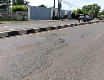 Pemkab Cirebon Segera Perbaiki Kerusakan Jalan di Wilayah Timur