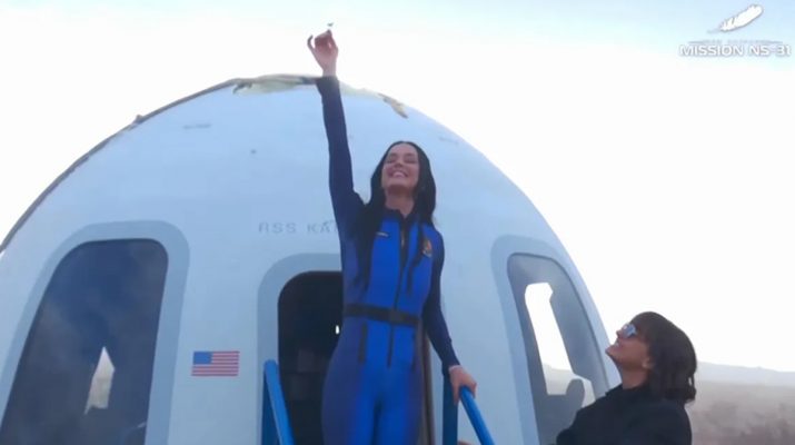 Katy Perry: Perjalanan ke Luar Angkasa Ini Mengubah Hidupku