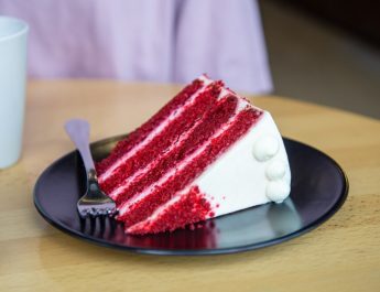 Red Velvet Terbuat dari Apa? Resep dan Penjelasan