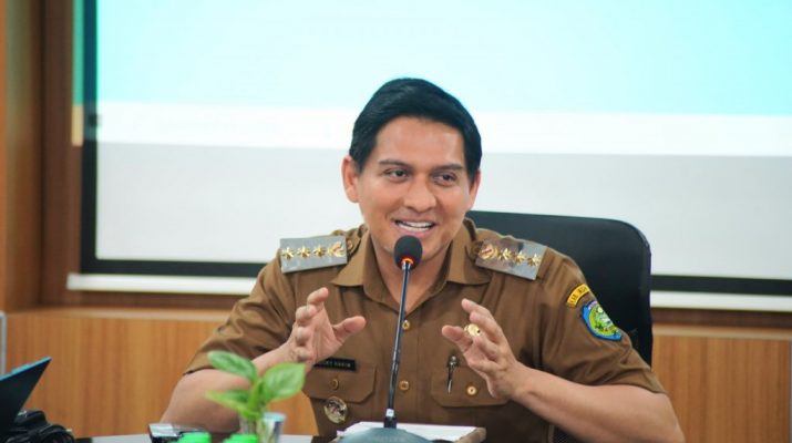 Lucky Hakim Coret Anggaran Pembangunan Rumah Dinas