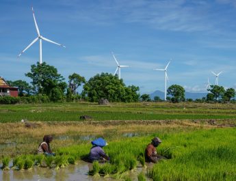 Pemkab Cirebon Dukung Pembangunan Pembangkit Listrik Tenaga Bayu