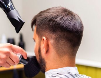 Fade Gaya Rambut Pendek Pria: Tren Terkini di Dunia Gaya