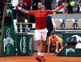 Novak Djokovic Sukses Melaju ke Semifinal Shanghai Masters