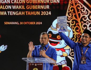 Pilgub Jateng Jadi Arena Pertarungan Mesin PDIP vs Jokowi