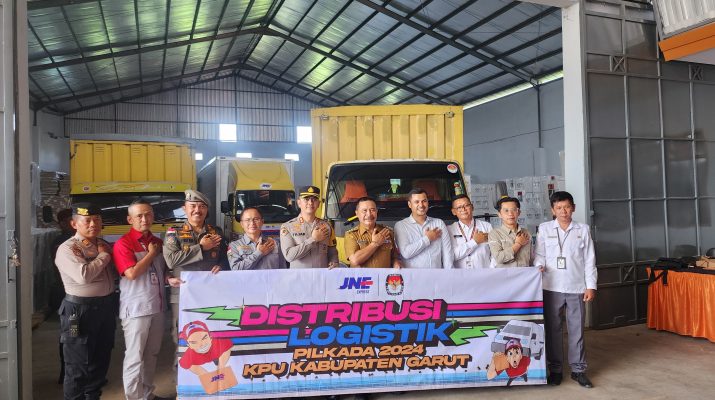 KPU Garut mulai distribusikan logistik Pilkada ke 42 Kecamatan