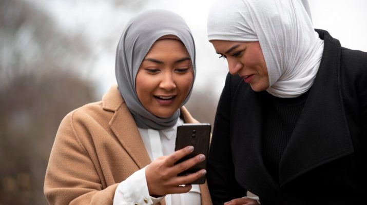 7 Aplikasi Pengingat Waktu Sholat Terbaik untuk HP Android