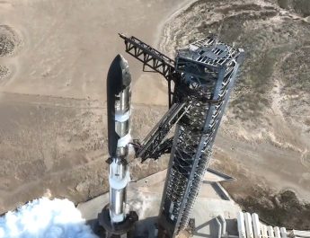 FAA Hentikan Penerbangan di Florida akibat Puing Starship SpaceX Setelah Peluncuran Gagal