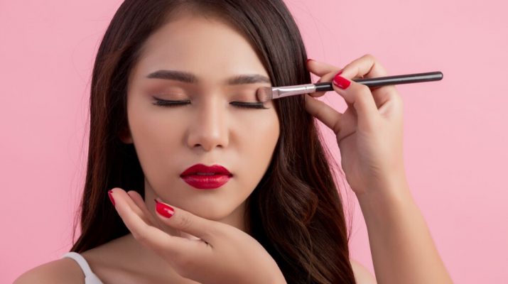 Tutorial Makeup Natural untuk Lebaran, Anti Luntur dan Cantik Seharian