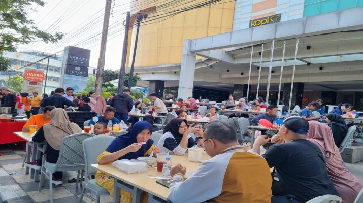 Harris Semarang Hadirkan Sarapan Lezat dengan Harga Terjangkau di Pasar Tumpah