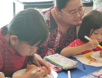 Meriah dan Hadirkan Banyak Kelucuan, ketika Balita Ikuti Lomba Menghias Telur Paskah