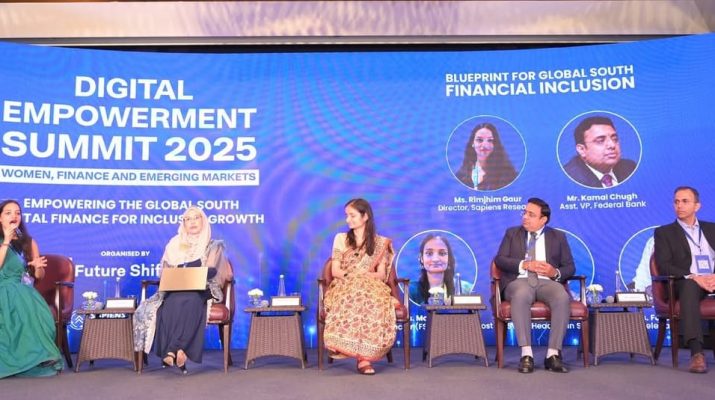 Farahdibha Tenrilemba Gemakan Semangat Kartini di Panggung Global