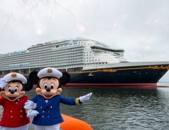 Kapal Disney Adventure Lakukan Float Out, Tanda Siap Berpetualang