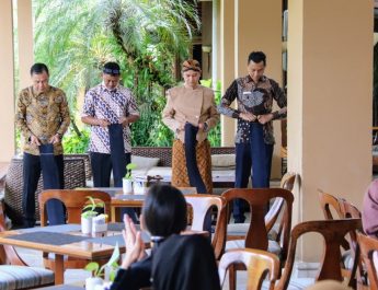 Hari Kartini ala Lorin Group Solo: Gelar Lomba Seru sampai Mancing Bareng