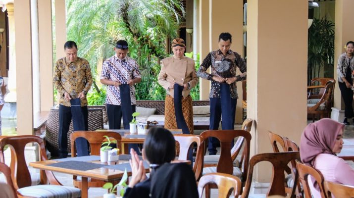 Hari Kartini ala Lorin Group Solo: Gelar Lomba Seru sampai Mancing Bareng