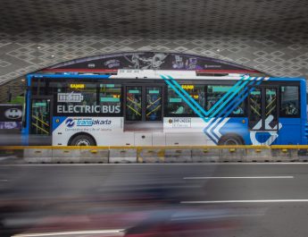 Kepadatan Lalu Lintas Tinggi, Transjabodetabek Rute S61 Alam Sutera–Blok M Diluncurkan