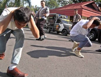 PKS Sarankan Pemprov DKI Kirim Murid Nakal ke Barak Militer