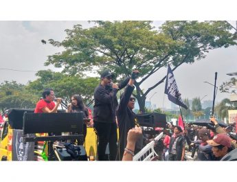 Methosa Ramaikan Aksi Buruh di Peringatan May Day
