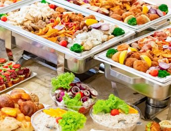 Makan Siang Sepuasnya di Holiday Inn Bandung Pasteur