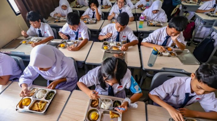 371 Ijazah yang Ditahan Sekolah di Jakarta telah Ditebus Pemprov