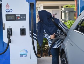 Konsumsi Baterai Mobil Listrik Ditentukan oleh Cara Berkendara
