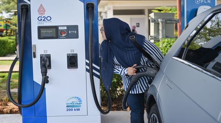 Konsumsi Baterai Mobil Listrik Ditentukan oleh Cara Berkendara