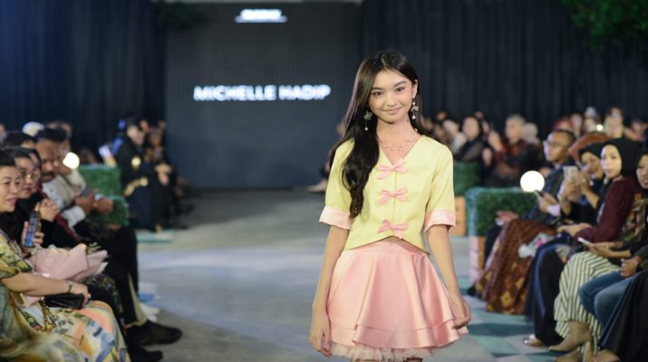 Desainer Muda Michelle Hadip Tampilkan Karya di The Runway