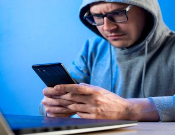 HP Aman! Tips Ampuh Hindari Malware dan Spyware