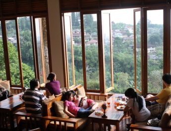 11 Rekomendasi Tempat Nongkrong di Bogor, Nyaman dan Murah