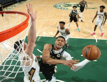Masa Depan Giannis Antetokounmpo di Milwaukee Bucks Jadi Sorotan