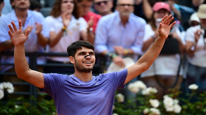 Carlos Alcaraz Melaju ke Perempat Final Roma Terbuka