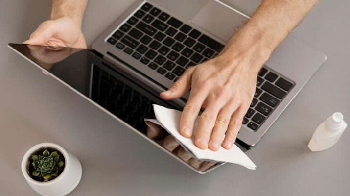 Laptop Bebas Debu: Tips Mudah Tanpa Bongkar!