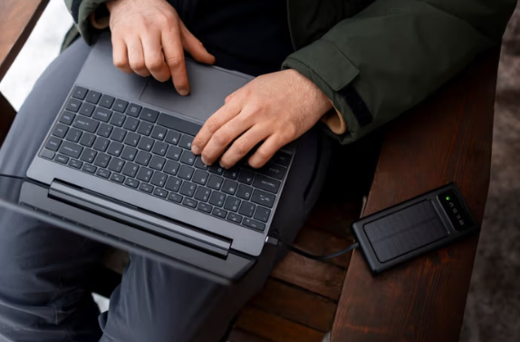 Laptop Lemot? Ini Waktu Tepat Install Ulang!