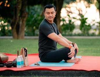 Anjasmara Rutin Lakukan Yoga, Kenali 5 Manfaatnya untuk Kesehatan