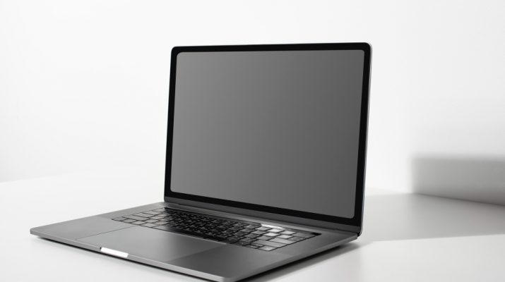 Laptop Tipis Ringan: Panduan Terbaik 2025