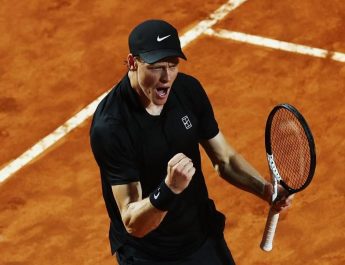 Jannik Sinner Tantang Carlos Alcaraz di Final Italia Terbuka