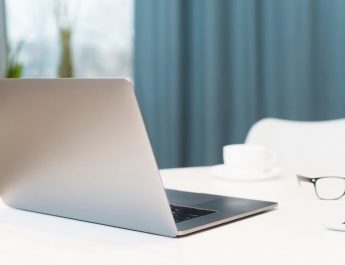 Laptop Kerja: Panduan Memilih Terbaik + Tips!