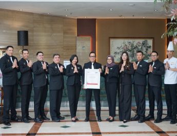 Sunlake Waterfront Resort & Convention Resmi Menjadi Hotel Bintang 5