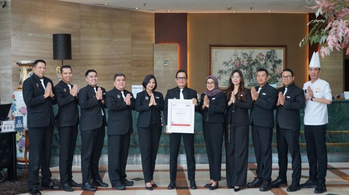Sunlake Waterfront Resort & Convention Resmi Menjadi Hotel Bintang 5