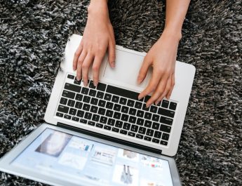 7 Rekomendasi Laptop dengan Layar Sentuh Terbaik, Berikut Harganya