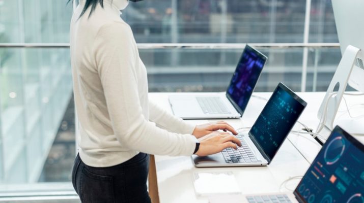 Laptop Terbaik untuk Kerja & Kuliah? Ini Panduannya!