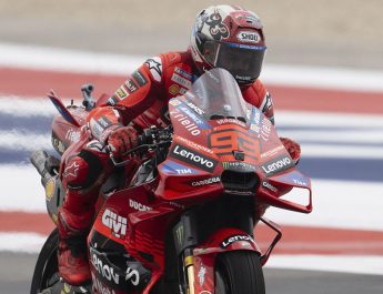 Gara-gara Telat Ngerem, Marc Marquez Terjatuh saat Latihan GP Inggris