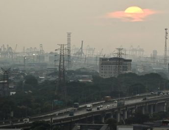 Senin (26/5) Pagi, Kualitas Udara Jakarta Terburuk Kelima di Dunia