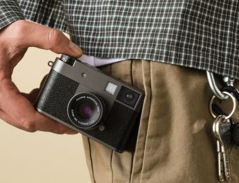 Kamera 12 Jutaan Ini Bisa Difungsikan Analog, Punya Fitur Rendering, dan Gabungkan Video dan Foto