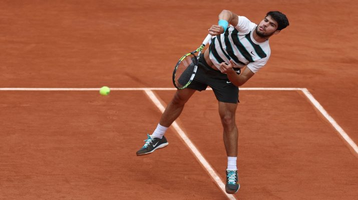 Carlos Alcaraz Awali Upaya Mempertahankan Gelar Roland Garros dengan Apik