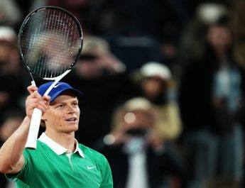 Jannik Sinner Melaju ke Putaran Kedua Prancis Terbuka