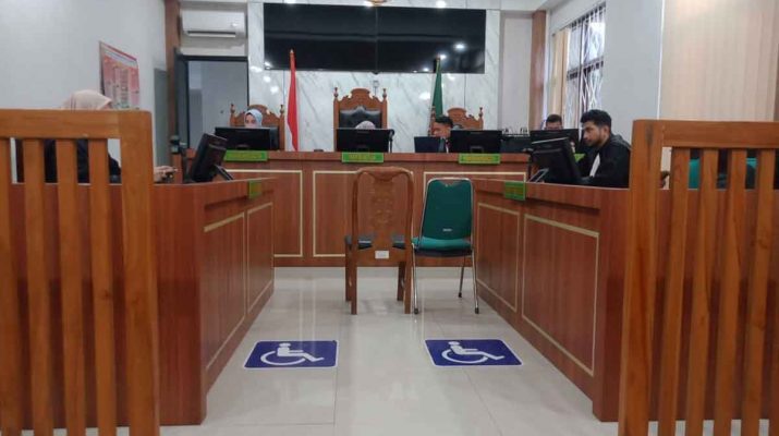 Terdakwa Sakit, Hakim Batal Baca Putusan Pengelola TPA Ilegal Limo Depok