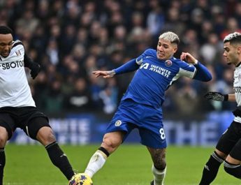 Persaingan finis lima besar sengit usai Chelsea kalahkan Liverpool 3-1