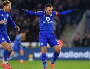 Valencia dirumorkan coba datangkan penyerang Jamie Vardy