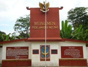 17 Mei 1949: Proklamasi Kalimantan, wujud kesetiaan Kalimantan bagian dari Republik Indonesia   Har