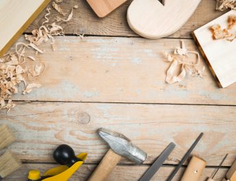 DIY Kreatif: Sulap Barang Bekas Jadi Cuan!